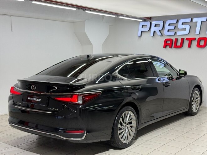 Lexus ES 250-4