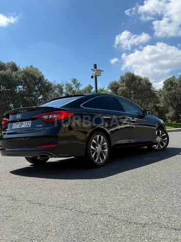 Hyundai Sonata-6