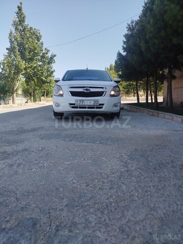Chevrolet Cobalt-13