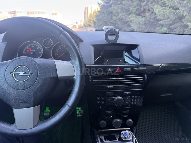 Opel Astra-2
