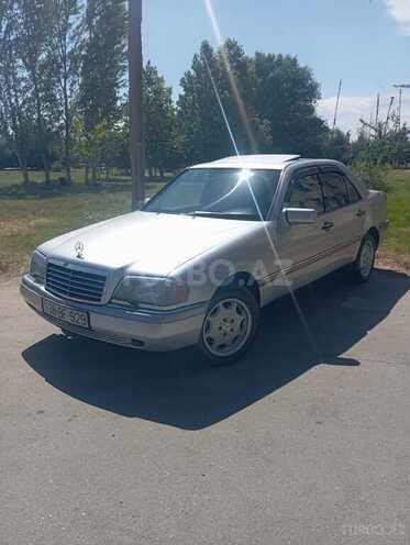 Mercedes C 220-8