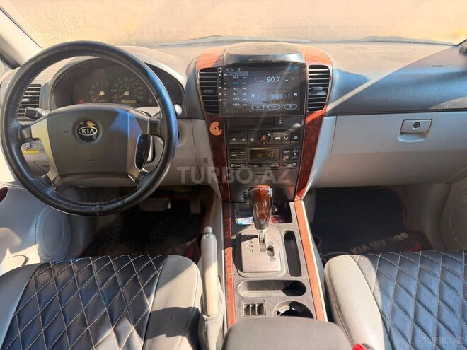 Kia Sorento-18
