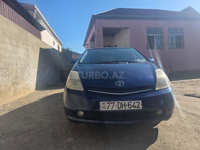 Toyota Prius-1