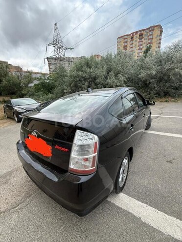 Toyota Prius-3