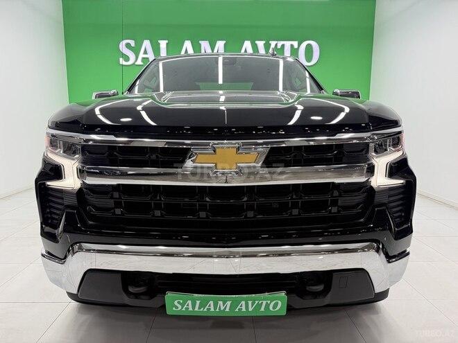 Chevrolet Silverado-2