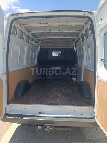 Ford Transit-7