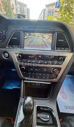 Hyundai Sonata-20