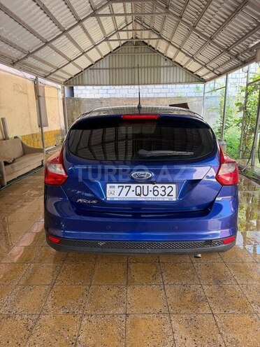 Ford Focus-2
