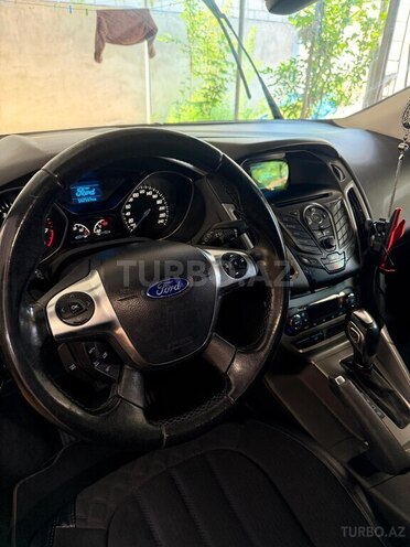Ford Focus-3