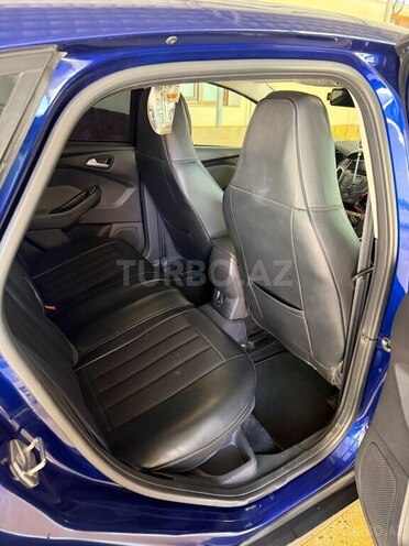 Ford Focus-5