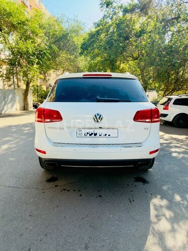 Volkswagen Touareg-4