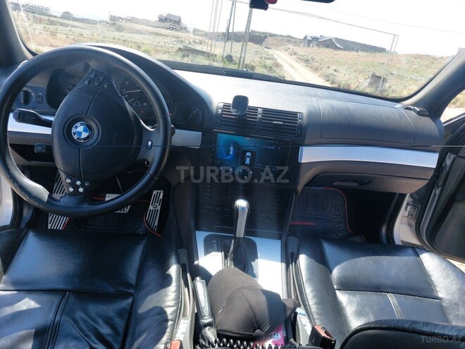 BMW 530-4