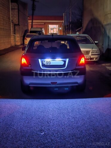 Kia Rio-6
