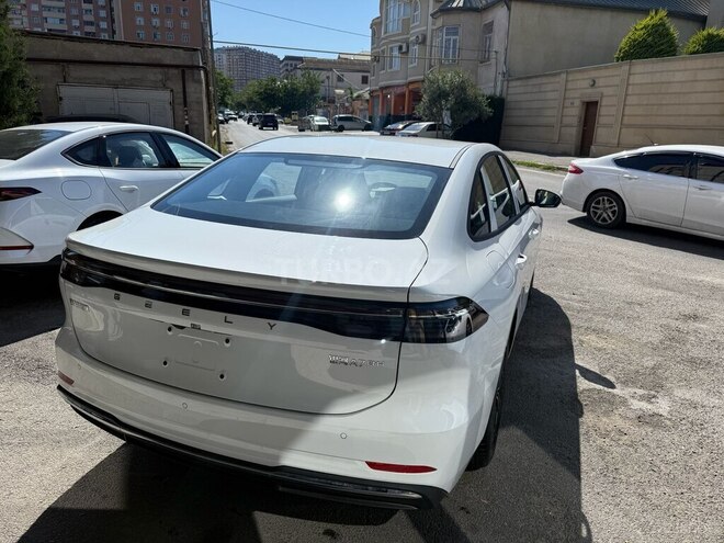 Geely Galaxy A7-5