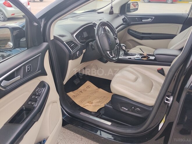Ford Edge-8