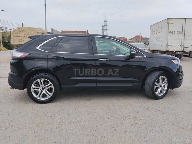 Ford Edge-5