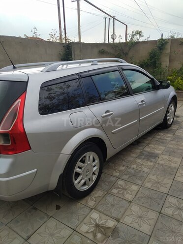 Renault Megane-2
