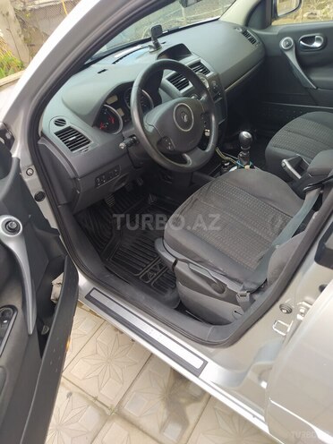 Renault Megane-8