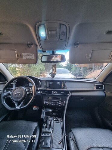 Kia K5-7