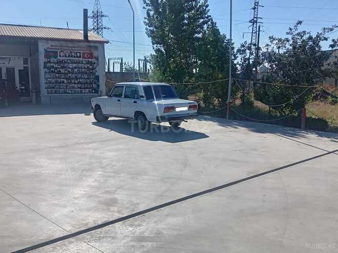 LADA (VAZ) 2107-4