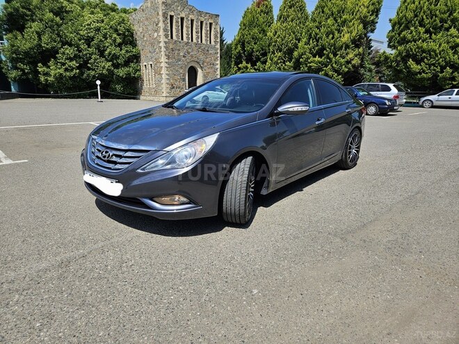 Hyundai Sonata-8