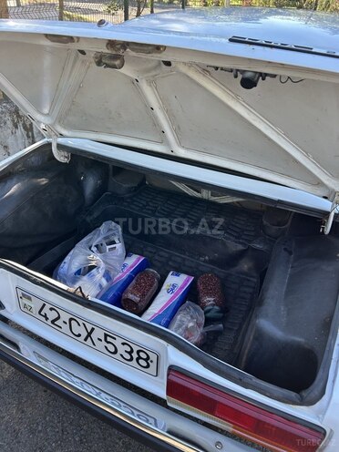 LADA (VAZ) 2107-8