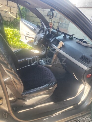 Opel Astra-9