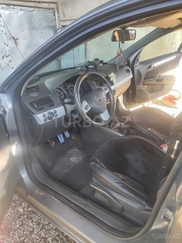 Opel Astra-8