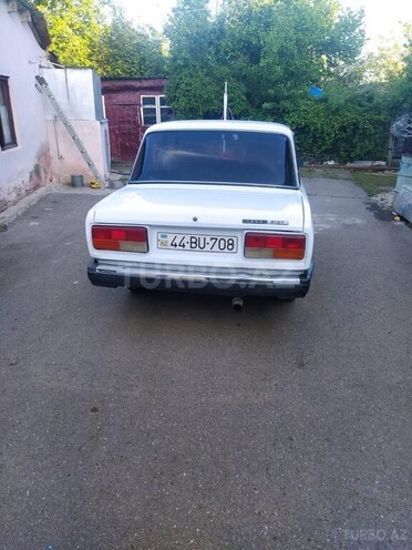 LADA (VAZ) 2107-2