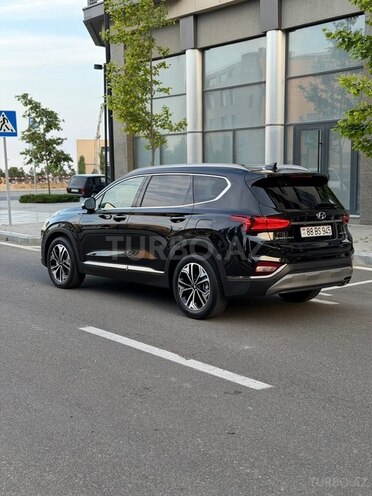 Hyundai Santa Fe-6