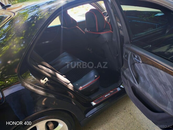 Mercedes E 240-6
