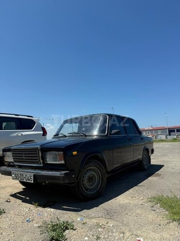 LADA (VAZ) 2107-1