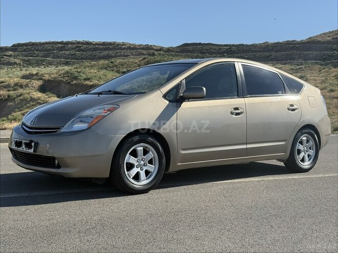 Toyota Prius-3