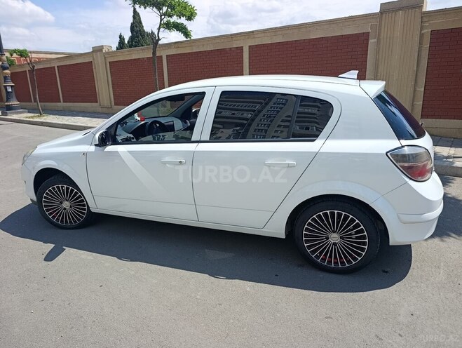 Opel Astra-12
