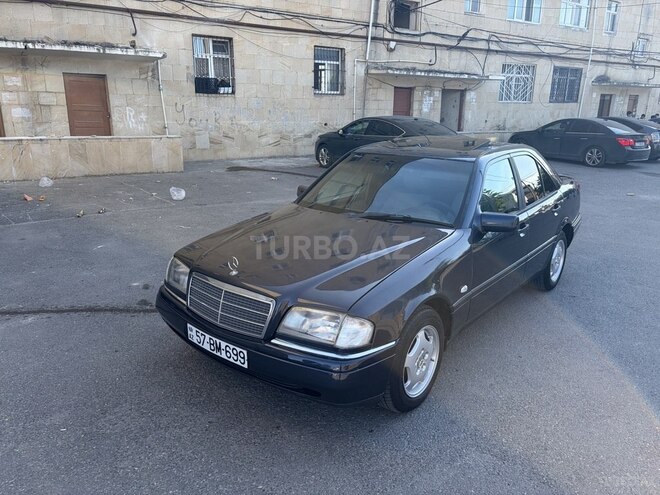 Mercedes C 200-2