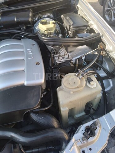 Mercedes E 270-14