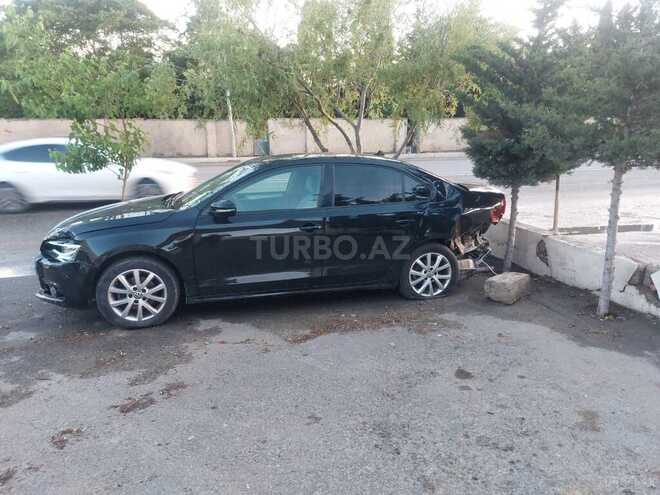 Volkswagen Jetta-2