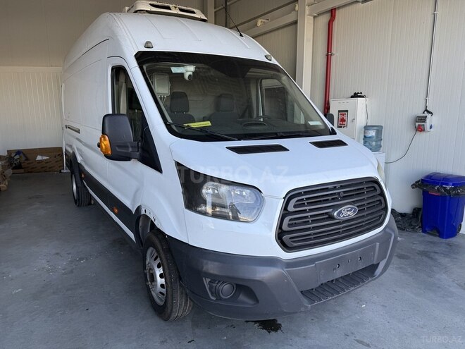 Ford Transit-1