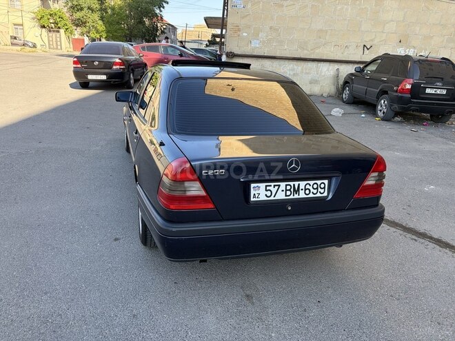 Mercedes C 200-7