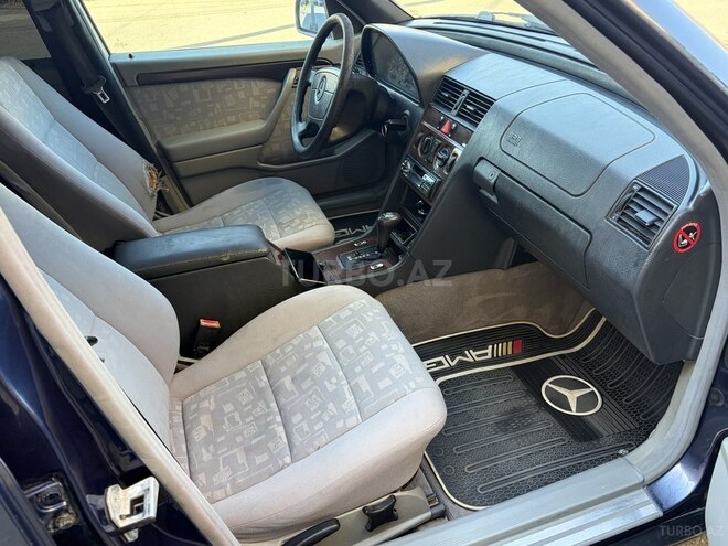 Mercedes C 200-12