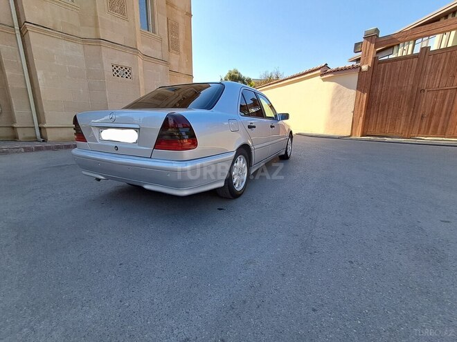 Mercedes C 180-8