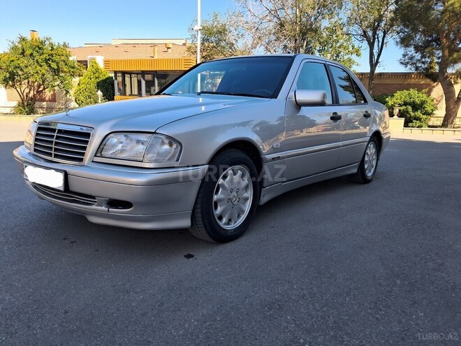 Mercedes C 180-5