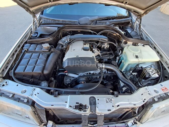 Mercedes C 180-11
