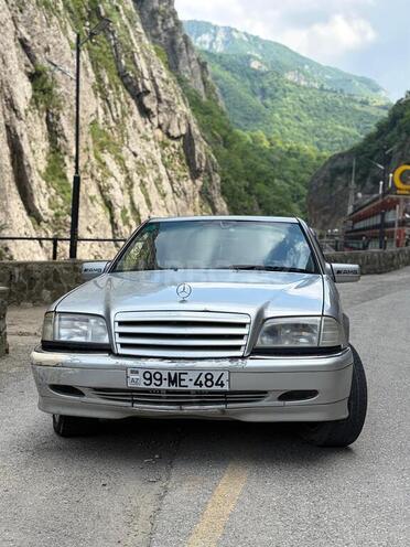 Mercedes C 280-1