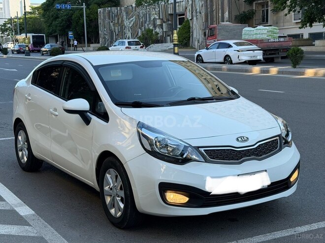 Kia Rio-1