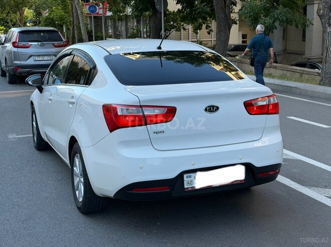 Kia Rio-4