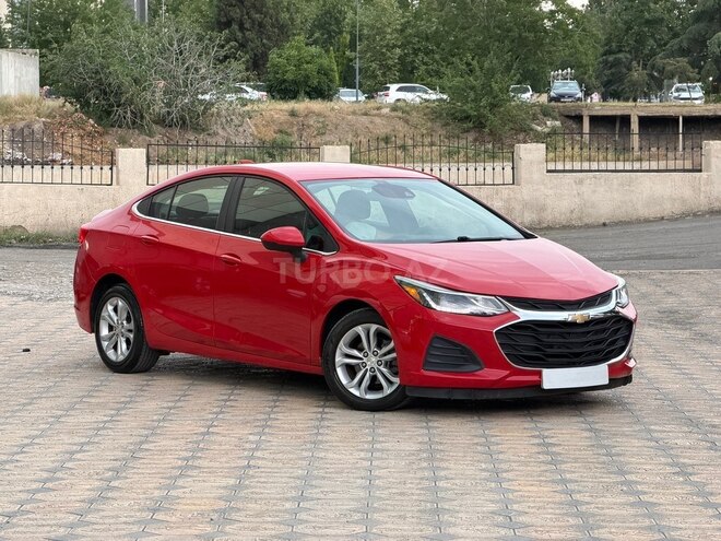 Chevrolet Cruze-1