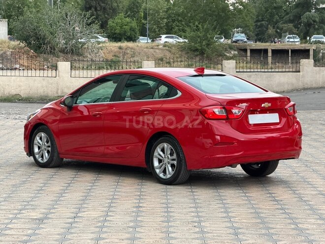 Chevrolet Cruze-8