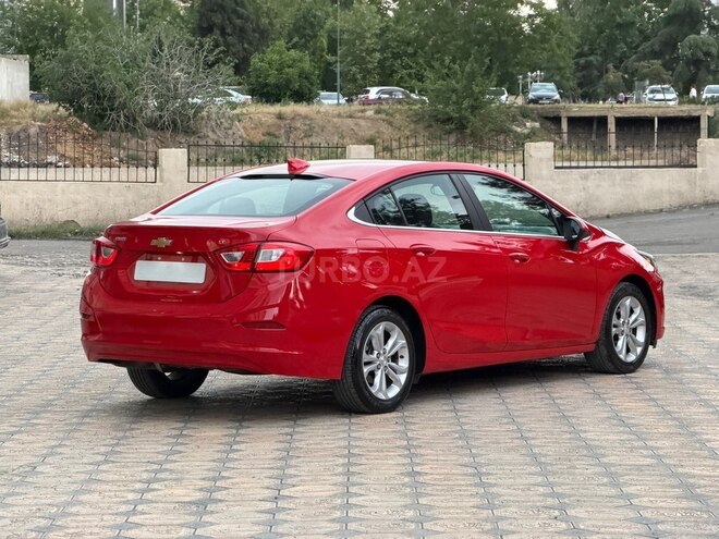Chevrolet Cruze-9