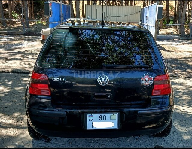Volkswagen Golf-4